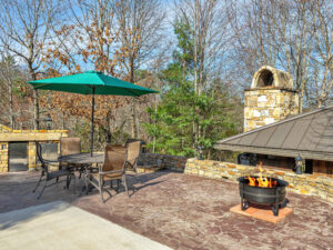 lot53 382 west resorts boulevard lake toxaway 04