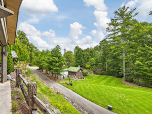 Site81 valley 111 west resorts boulevard lake toxaway 09