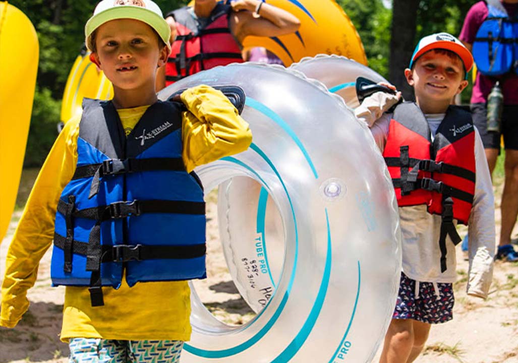 Headwaters-Outfitters_tubing