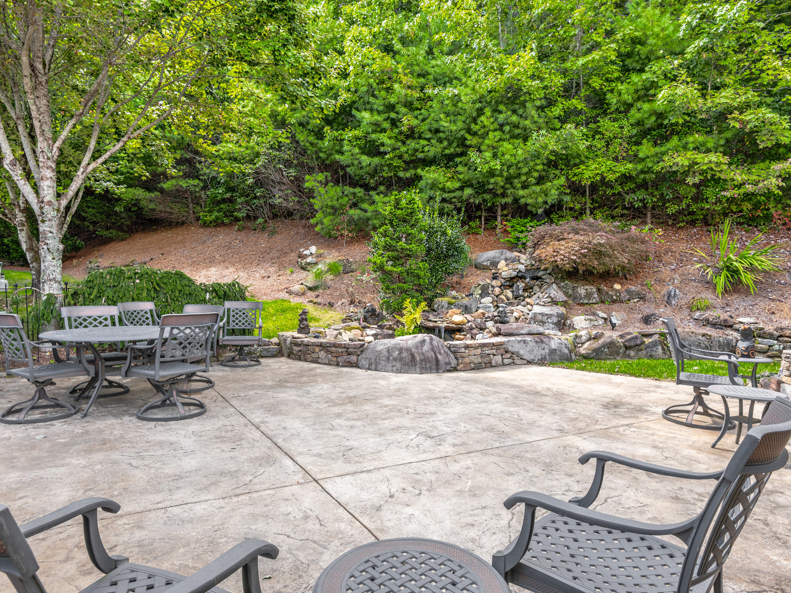 Site126-valley-104-west-resorts-boulevard-lake-toxaway-14-scaled