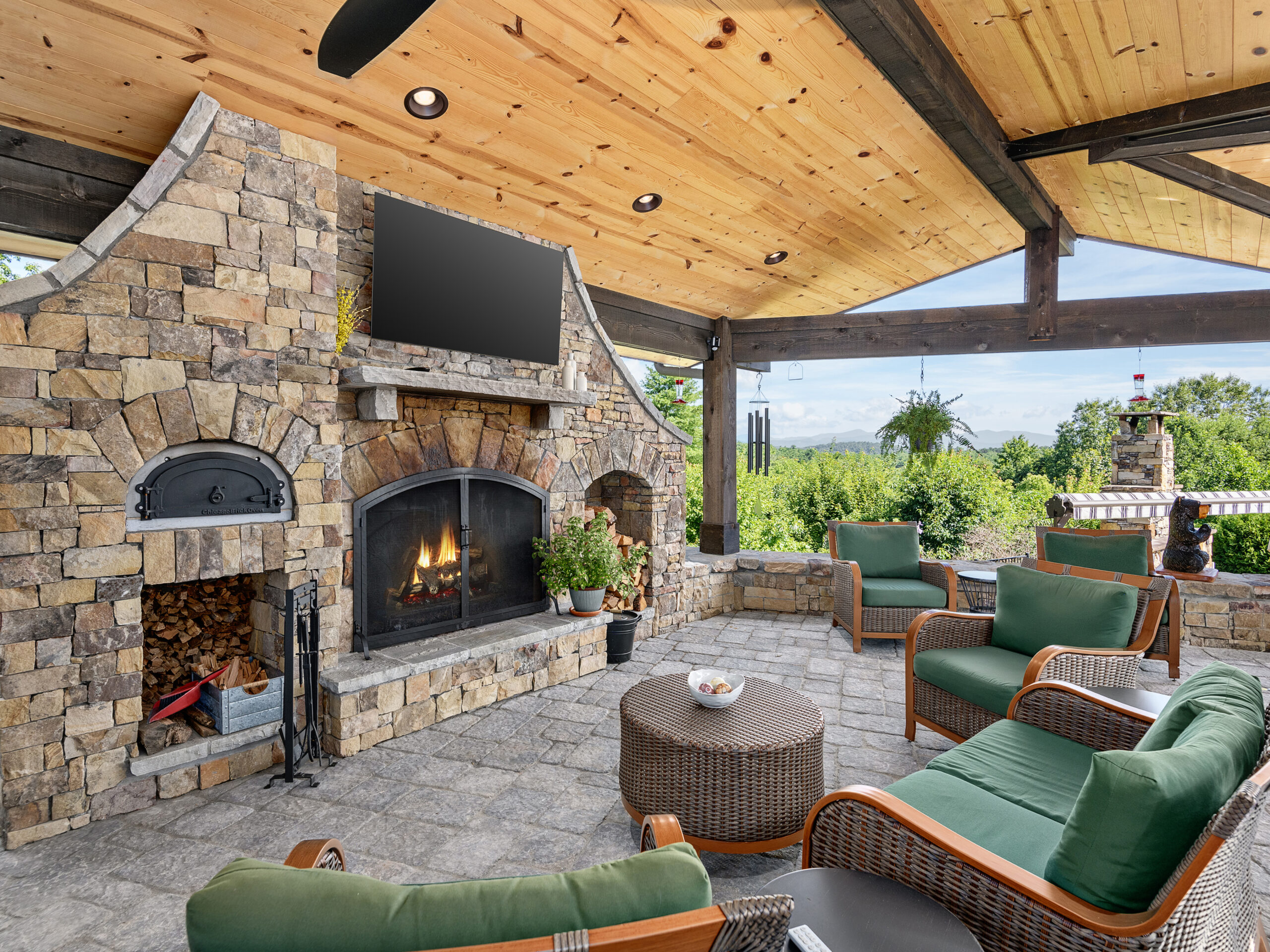 lot48-Phase1-420-resorts-boulevard-lake-toxaway-02-scaled