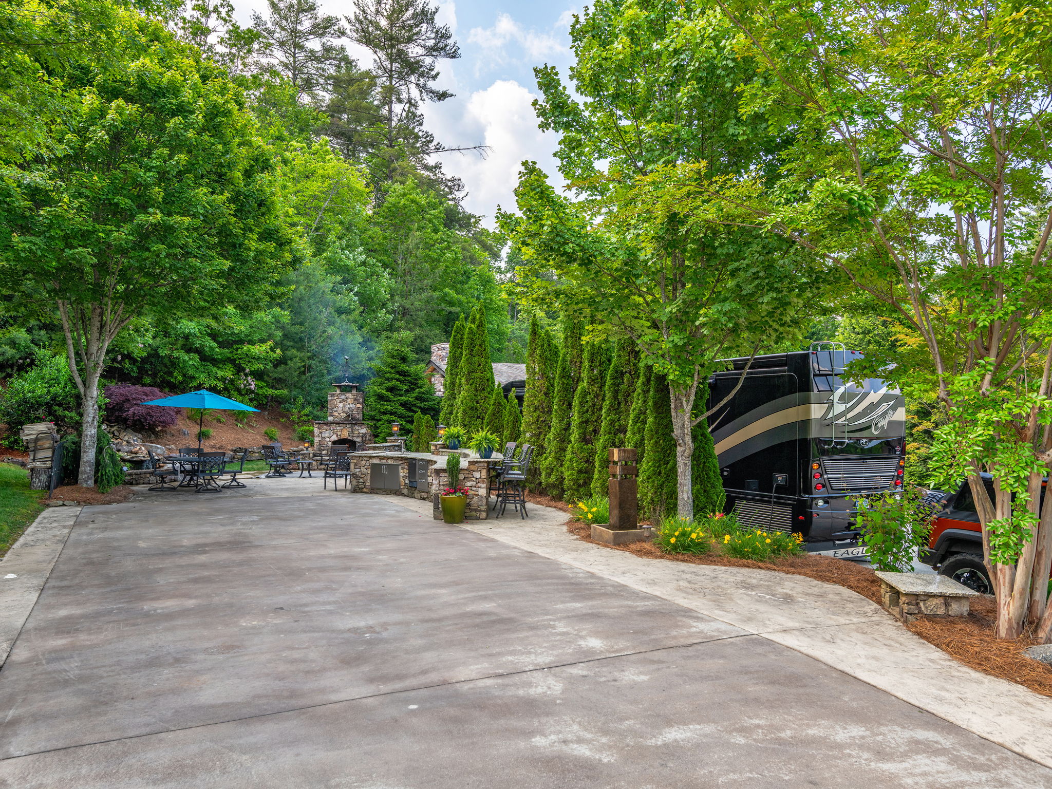 site-126-valley-104-west-resorts-boulevard-lake-toxaway-02