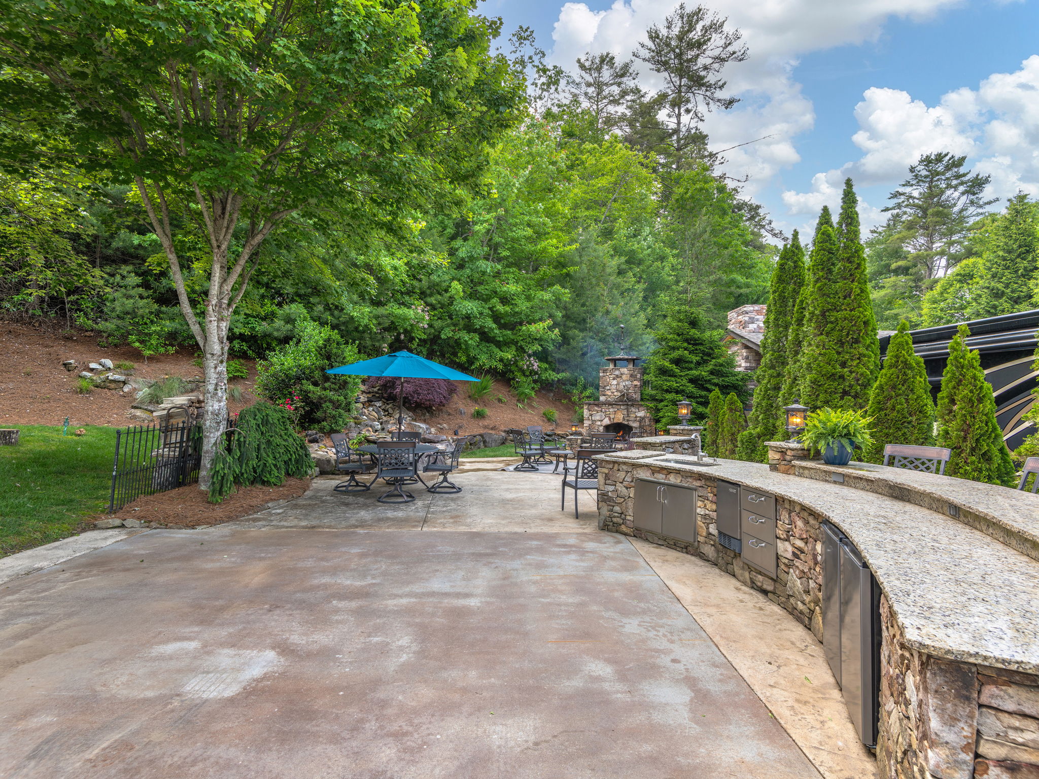 site-126-valley-104-west-resorts-boulevard-lake-toxaway-05