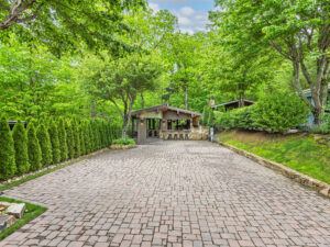 site-33-valley-401-resorts-boulevard-lake-toxaway-14-scaled