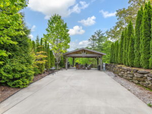 site-81-valley-111-west-resorts-boulevard-lake-toxaway-03