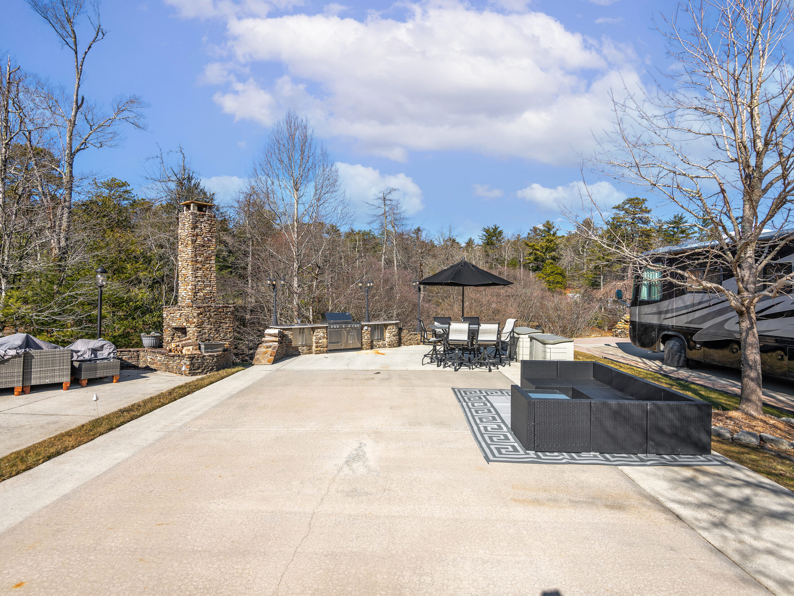 site138-phase1-128-resorts-boulevard-lake-toxaway-02-scaled