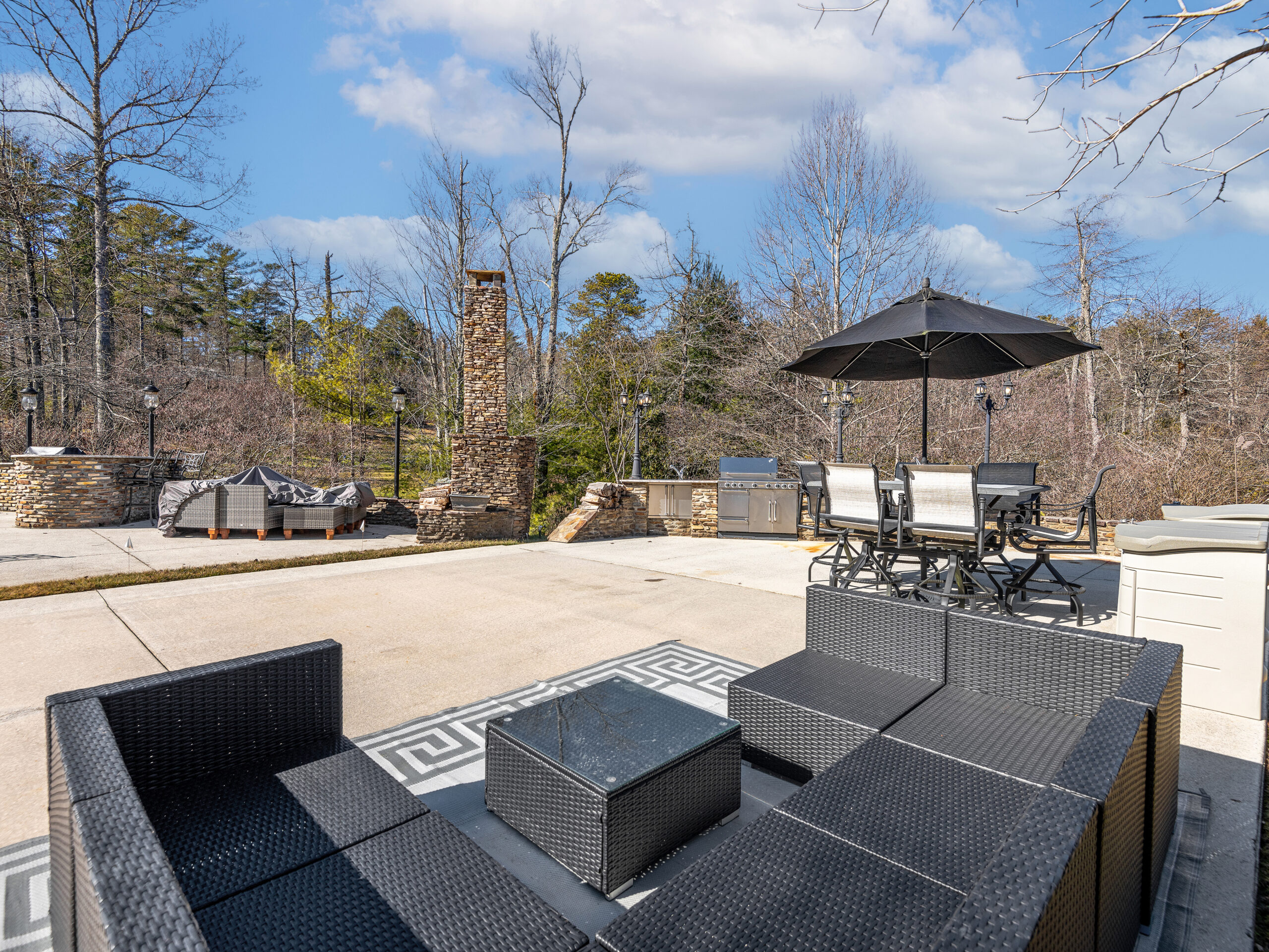 site138-phase1-128-resorts-boulevard-lake-toxaway-04-scaled