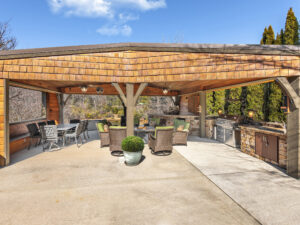 site140-phase1-112-resorts-boulevard-lake-toxaway-03-scaled