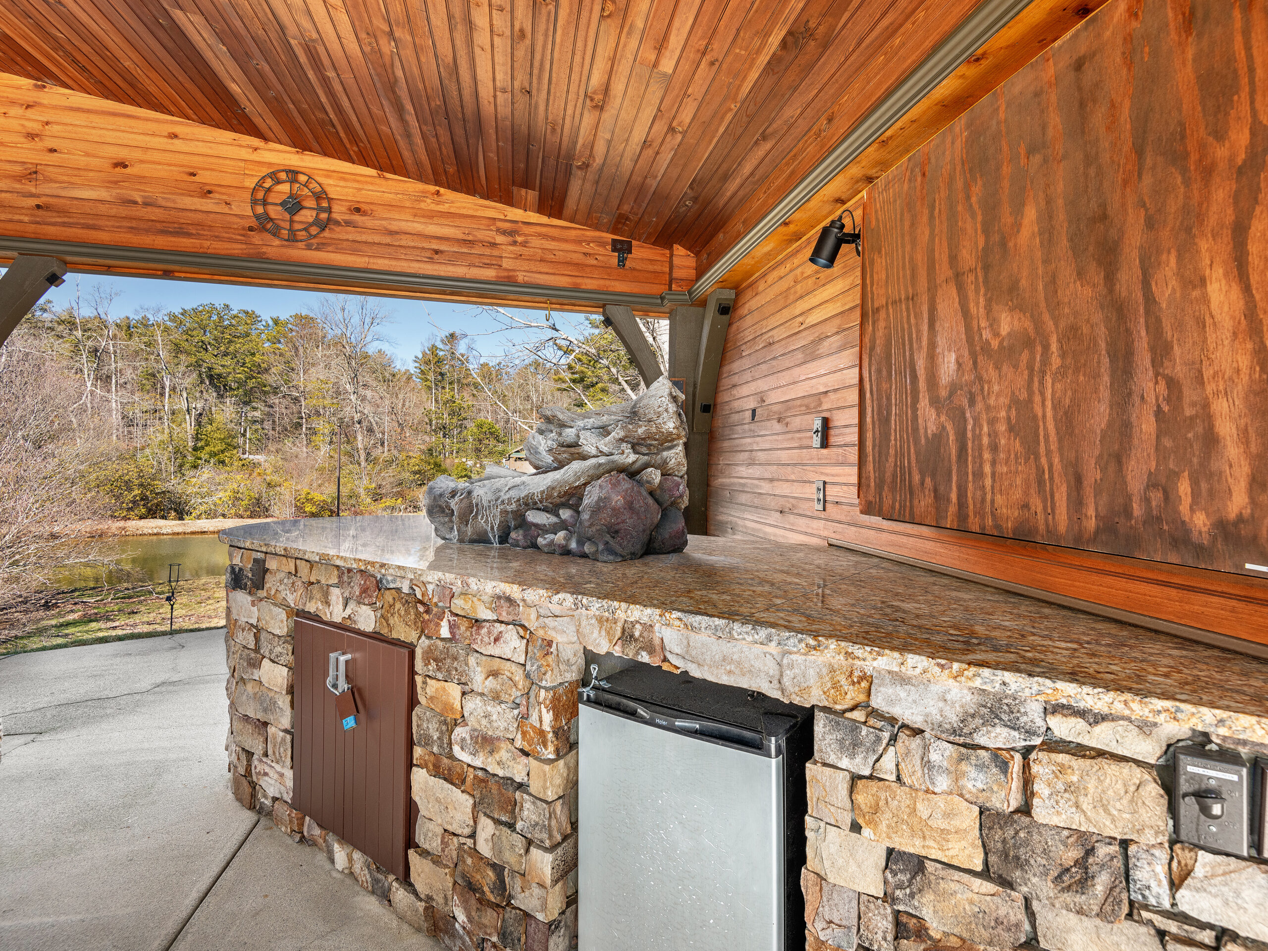 site140-phase1-112-resorts-boulevard-lake-toxaway-09-scaled