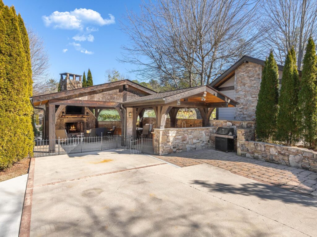 site77-phase1-79-resorts-boulevard-lake-toxaway-02-2-scaled