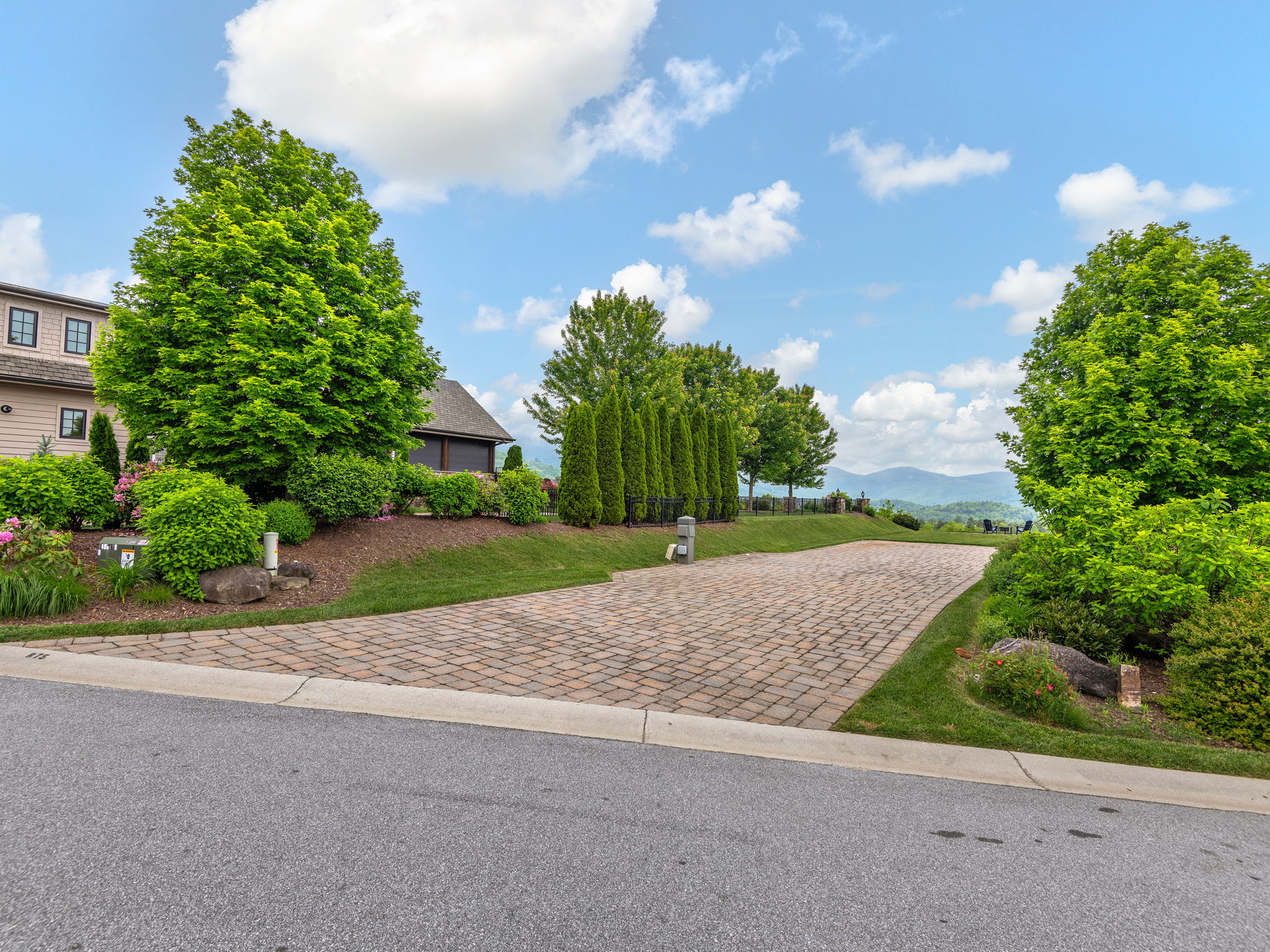 siter75-ridge-221-mountain-falls-drive-lake-toxaway-02