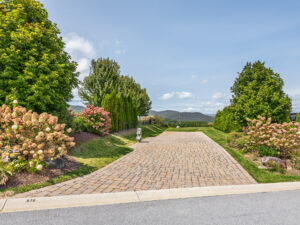 siterR75-ridge-221-mountain-falls-drive-lake-toxaway-01-scaled