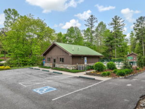 site 133 valley 54 west resorts boulevard lake toxaway 14