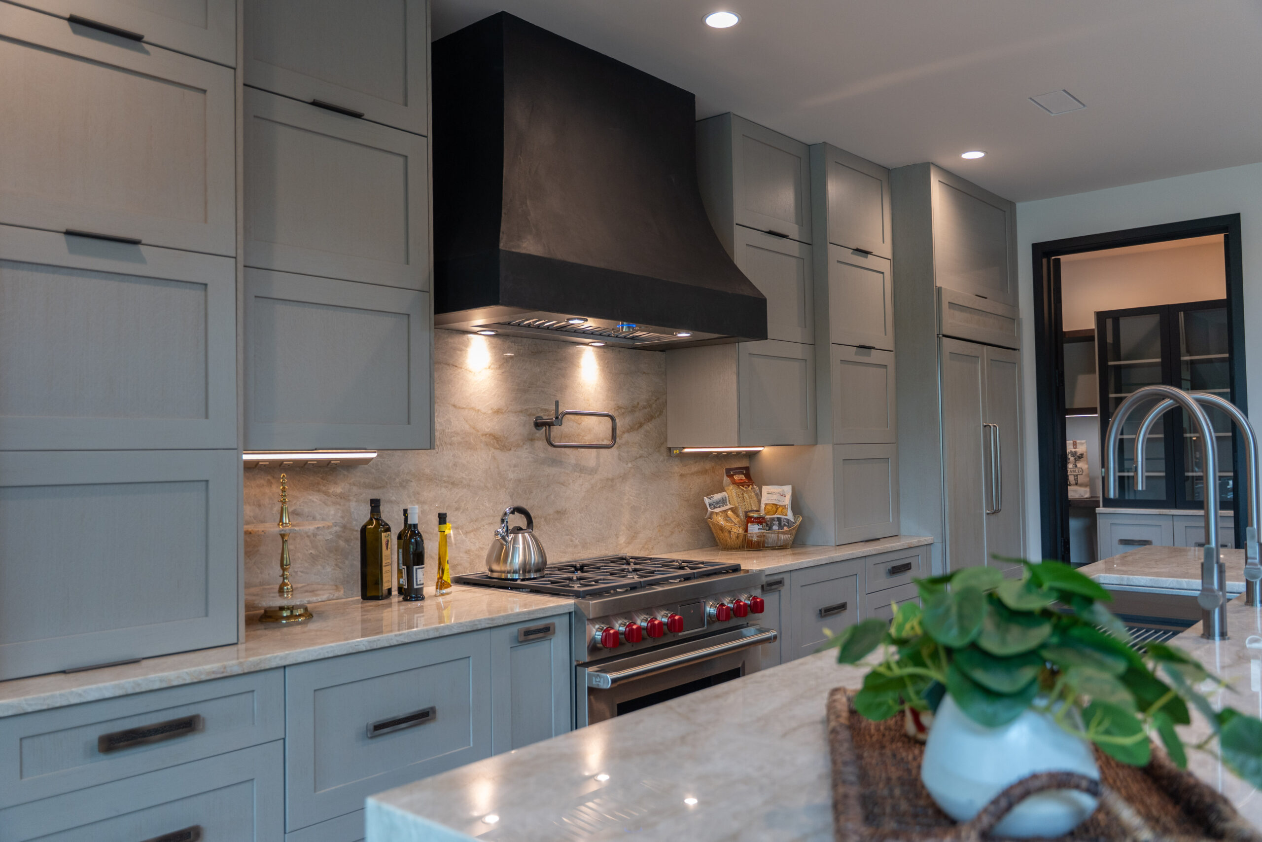 JBMEDIA-09517-scaled