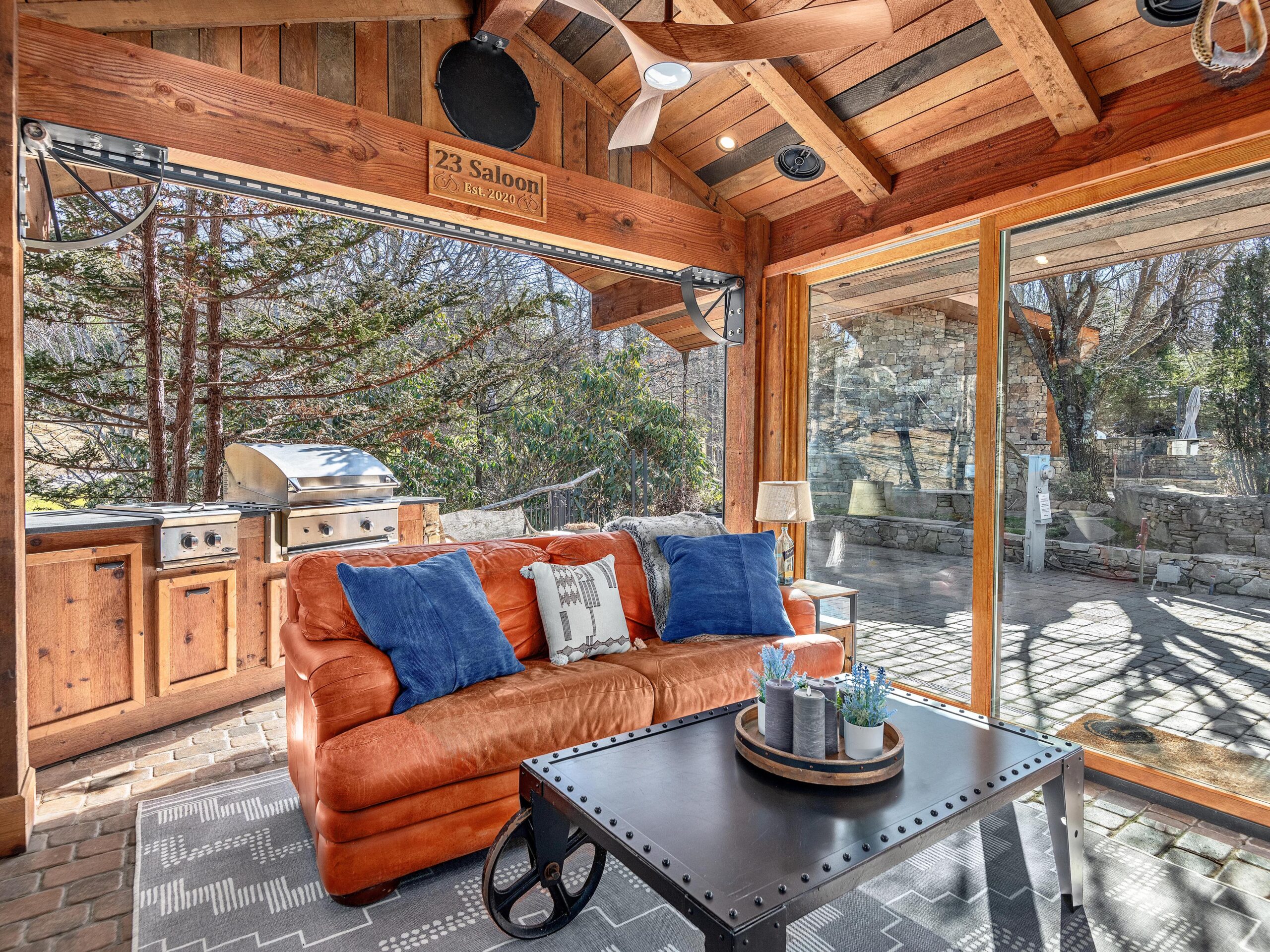 site23-phase1-325-resorts-boulevard-lake-toxaway-07-scaled