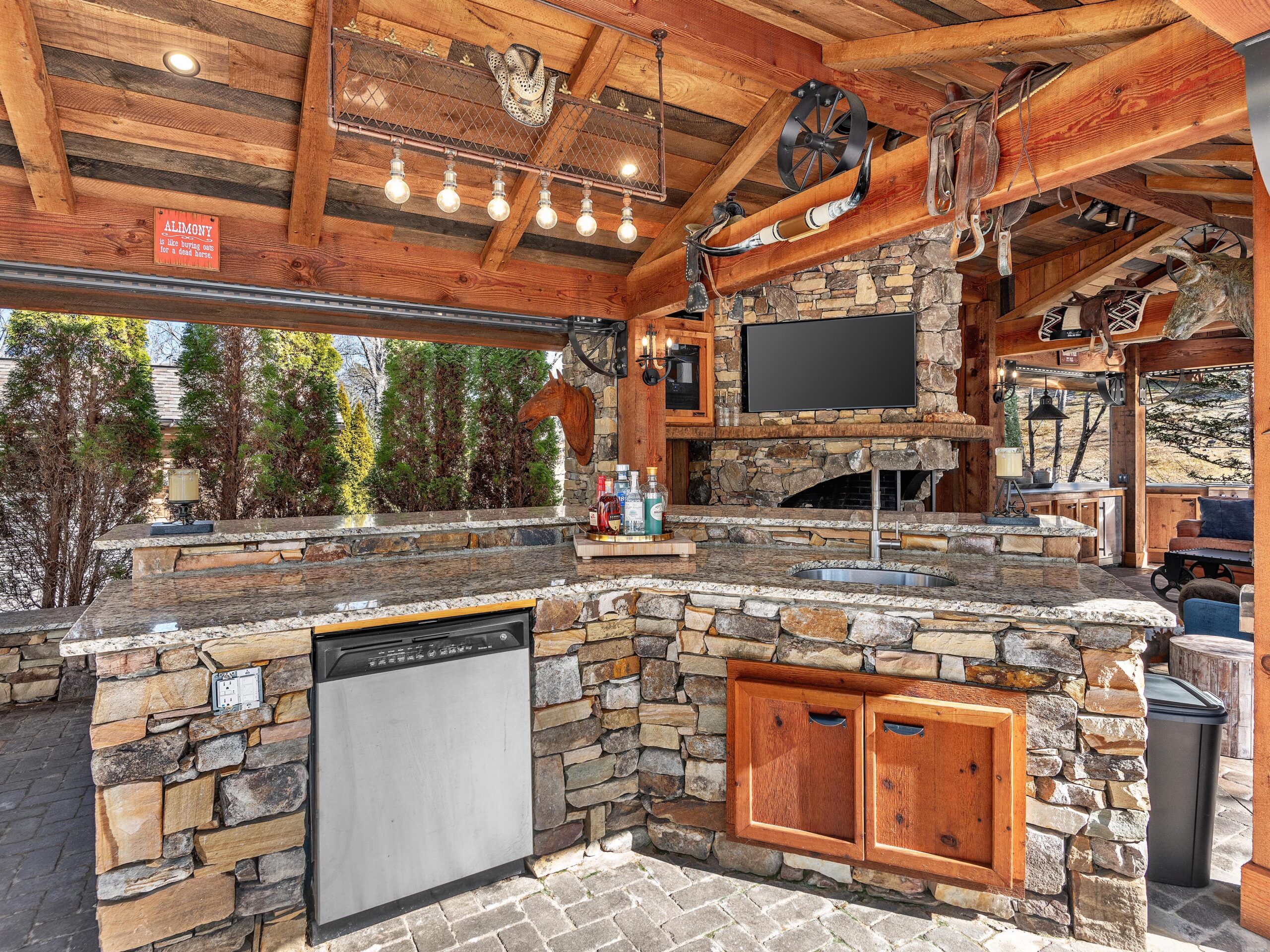 site23-phase1-325-resorts-boulevard-lake-toxaway-11-scaled