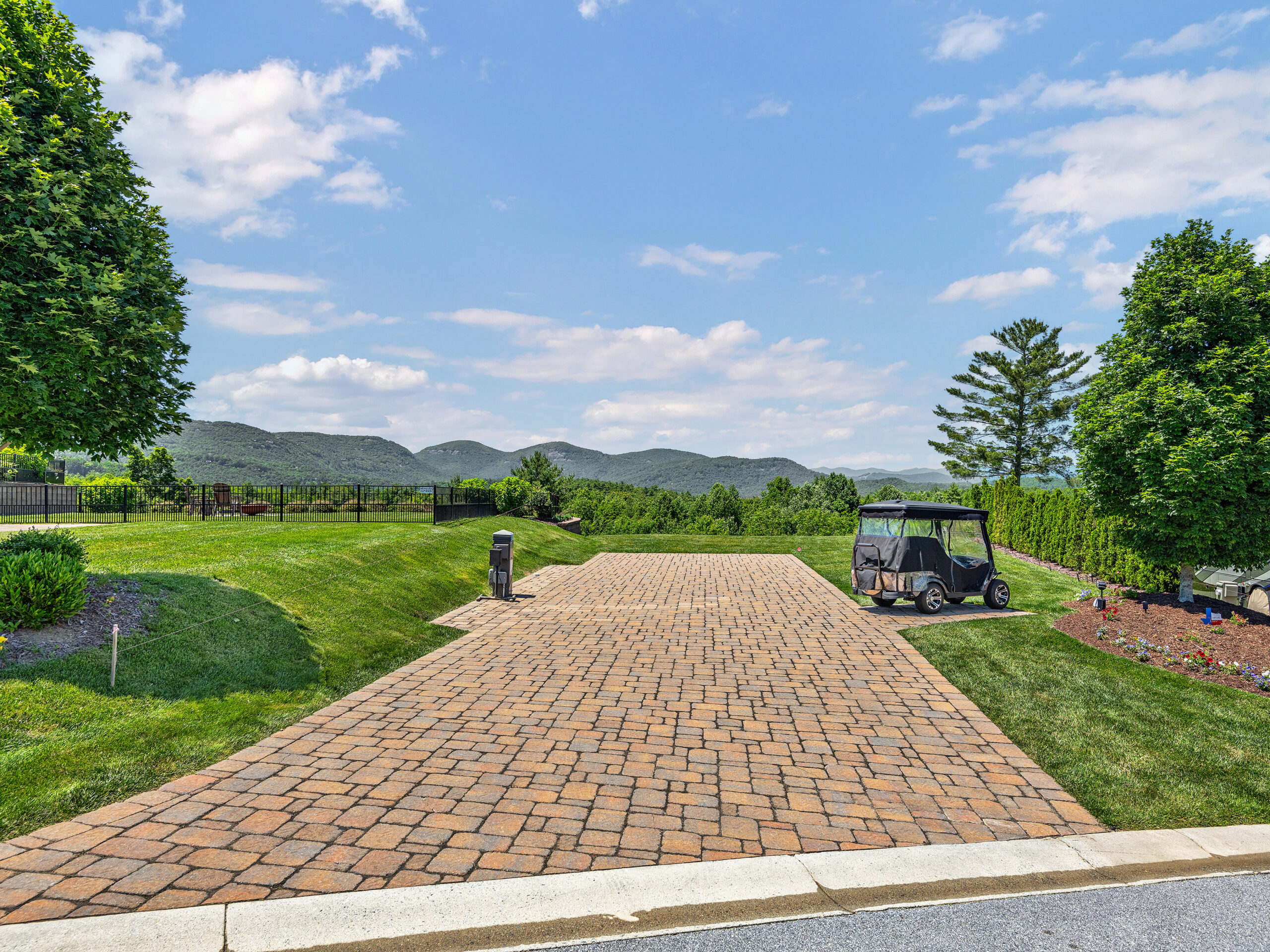 siteR61-ridge-365-mountain-falls-drive-lake-toxaway-01-scaled