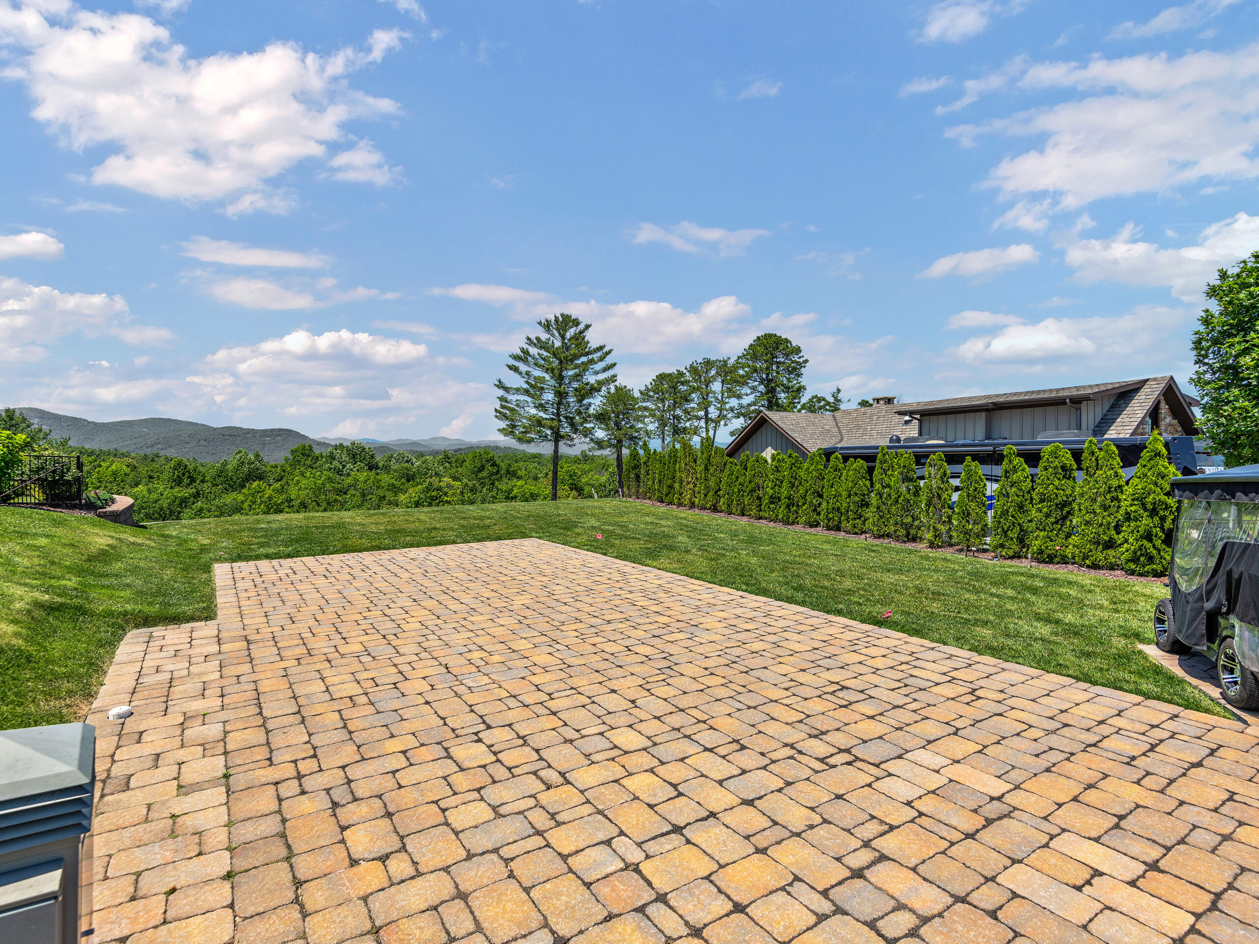 siteR61-ridge-365-mountain-falls-drive-lake-toxaway-05-scaled