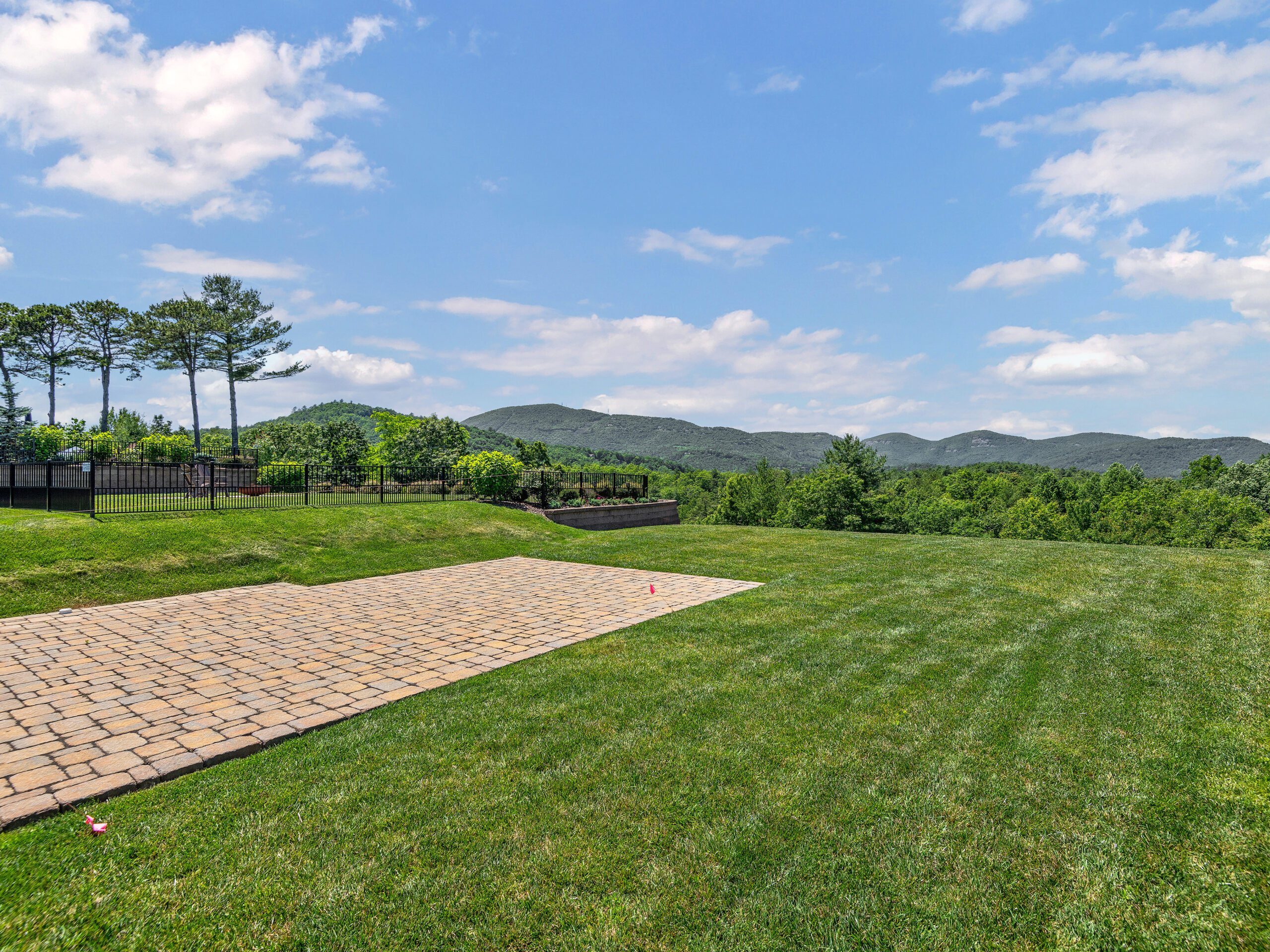 siteR61-ridge-365-mountain-falls-drive-lake-toxaway-06-scaled