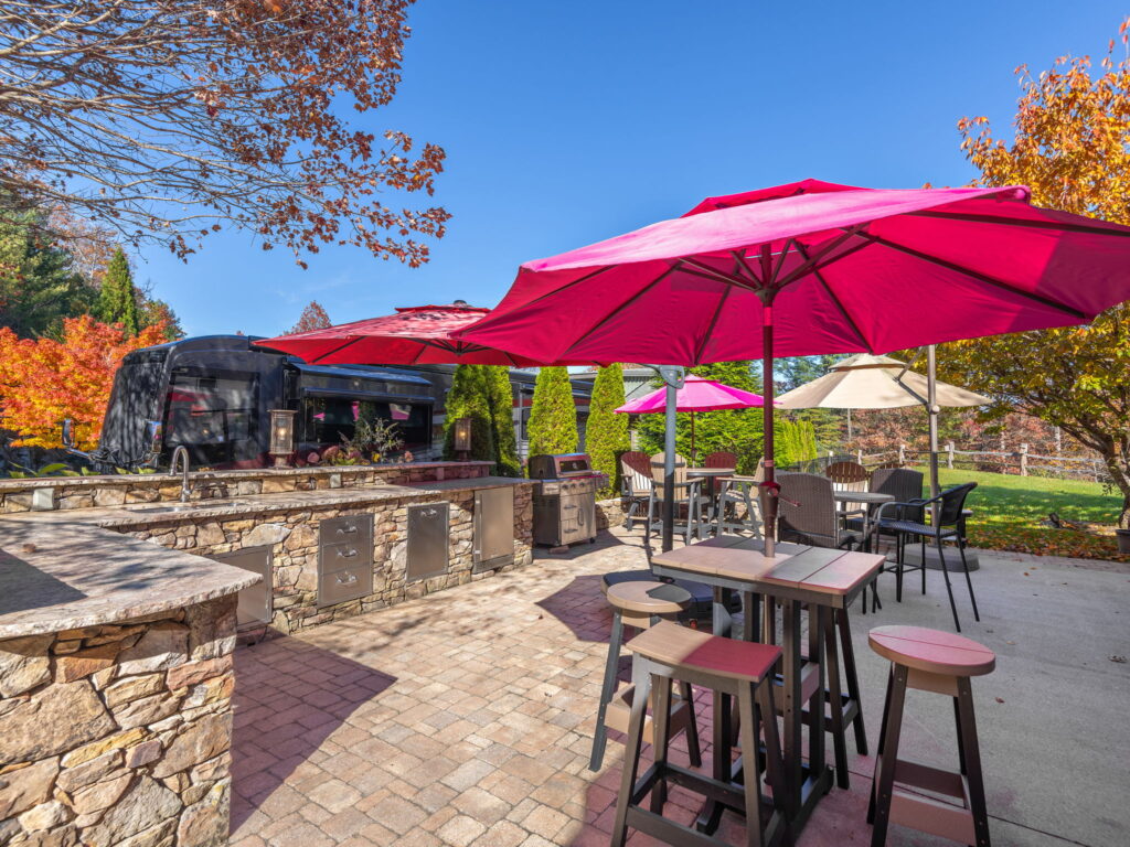 Site-102-valley-289-west-resorts-boulevard-lake-toxaway-04