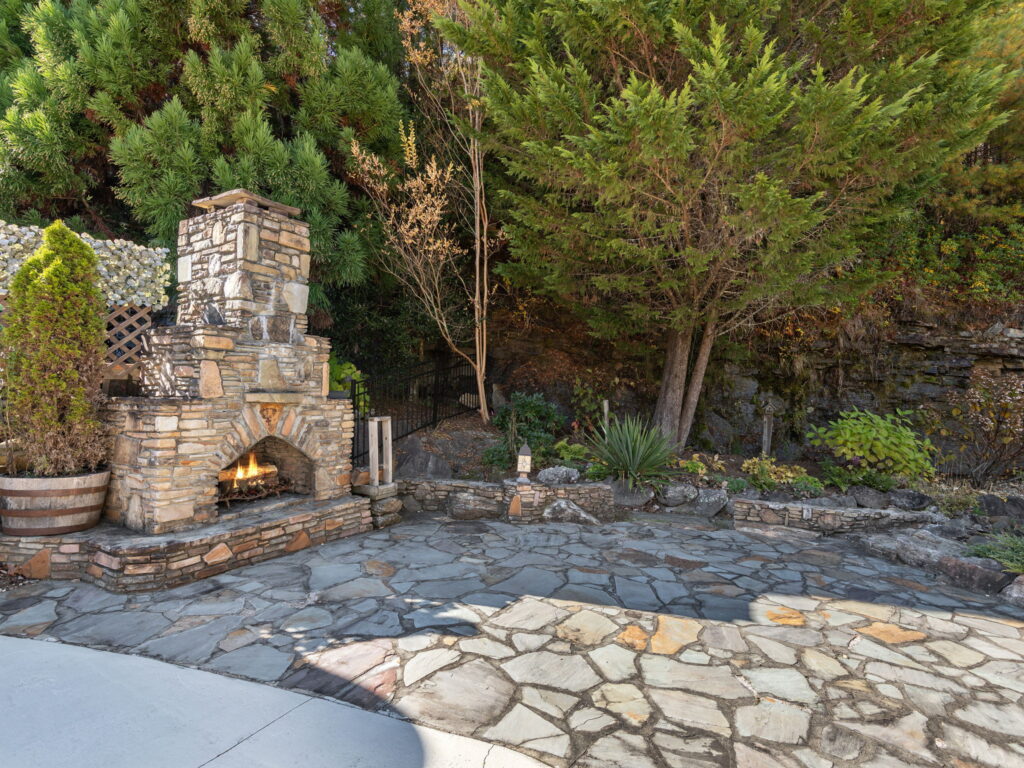 Site-113-valley-202-west-resorts-boulevard-lake-toxaway-04